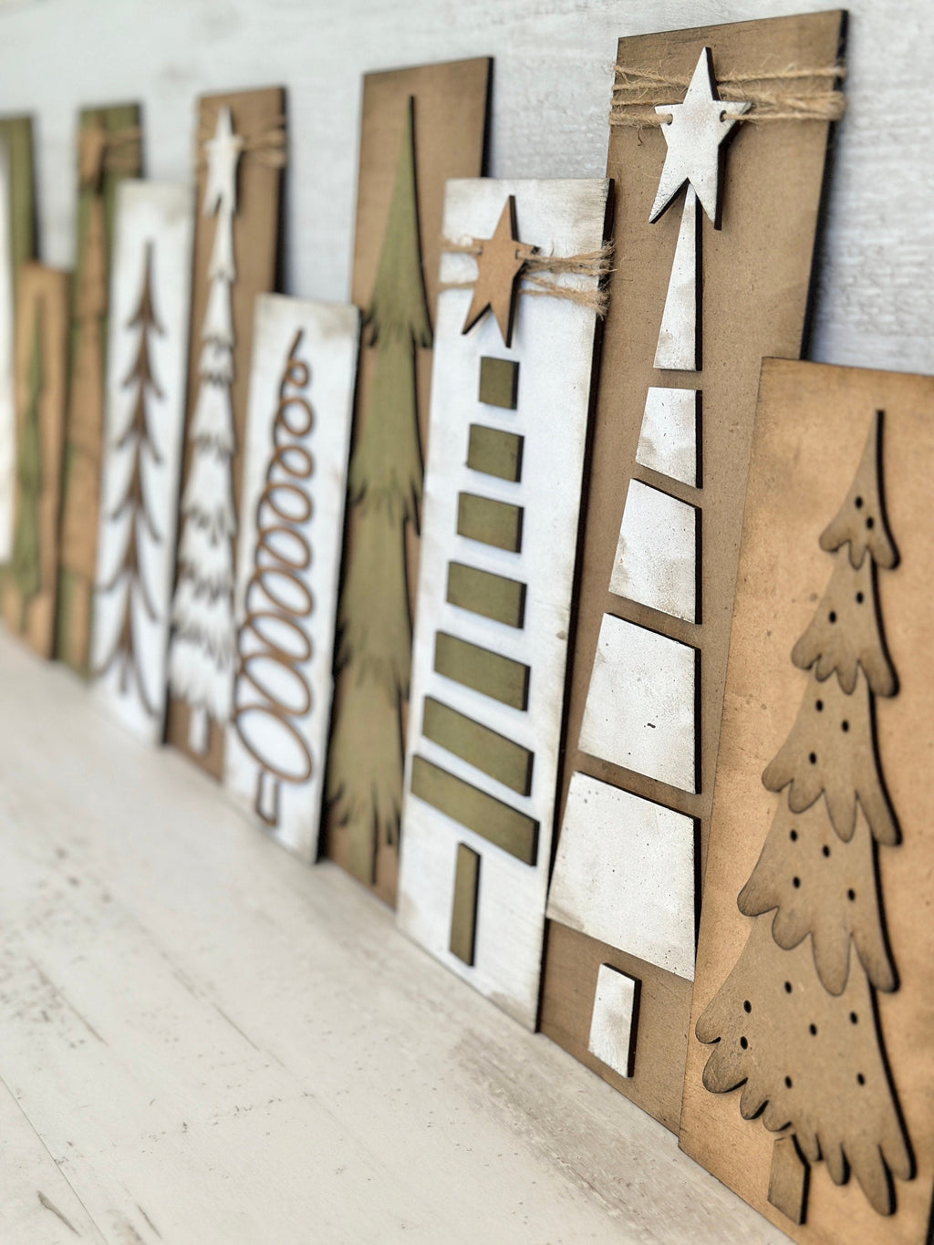 Farmhouse Christmas Tree Sign File SVG, Glowforge, Holiday, Christmas, Rustic,  LuckyHeartDesignsCO
